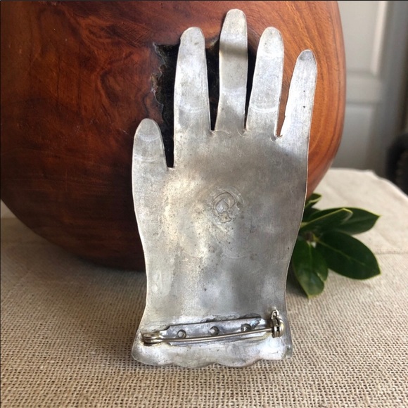 Artisan Handmade Silver Tone Metal Hand Brooch - Picture 5 of 11
